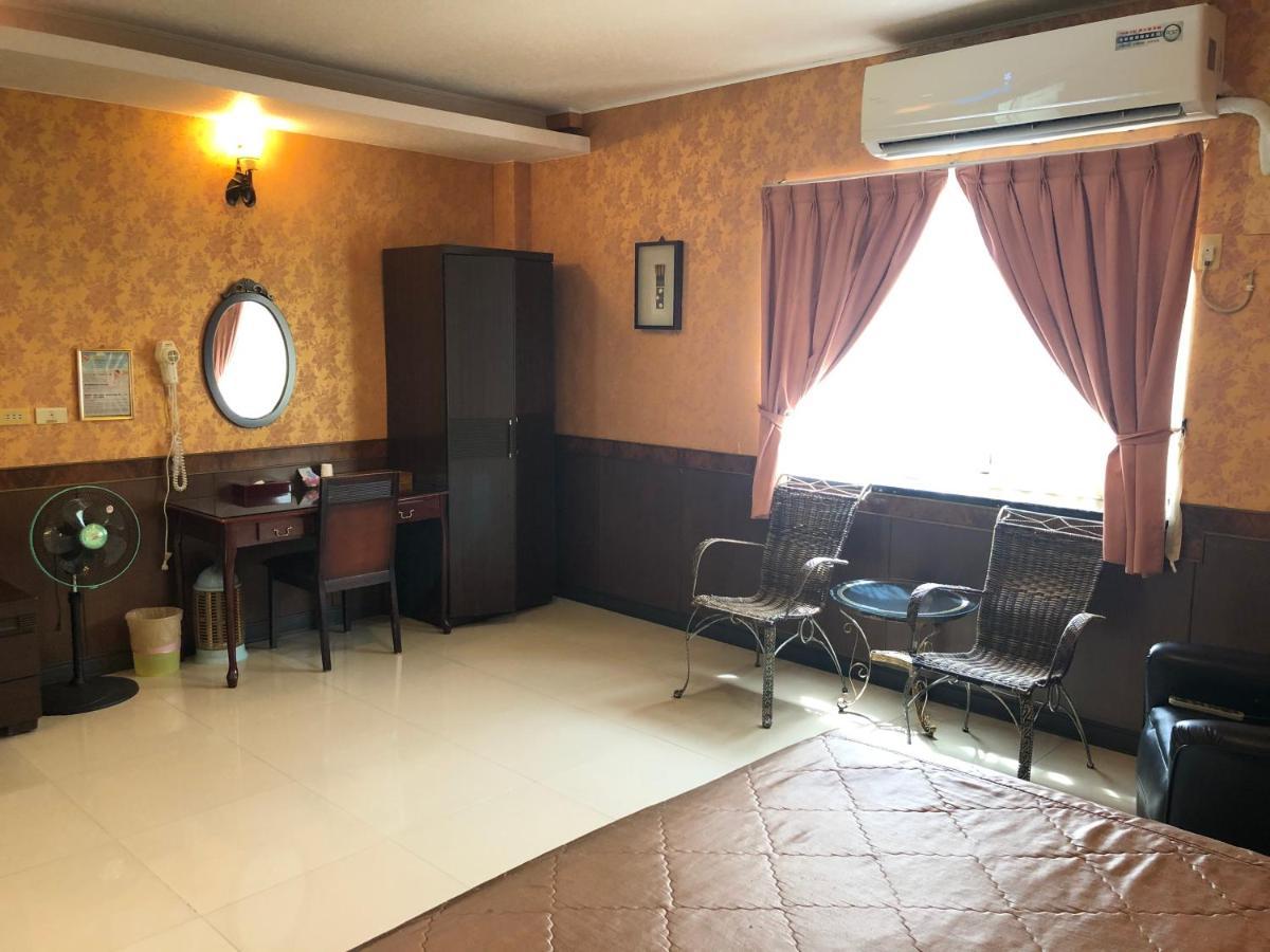 星辰庭園汽車旅館 Доулио Екстериор снимка